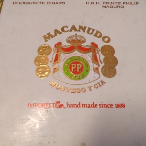 Cigar Box Macanudo Montego y Cia HRH Prince Philip Maduro Empty Wooden - Picture 6 of 8